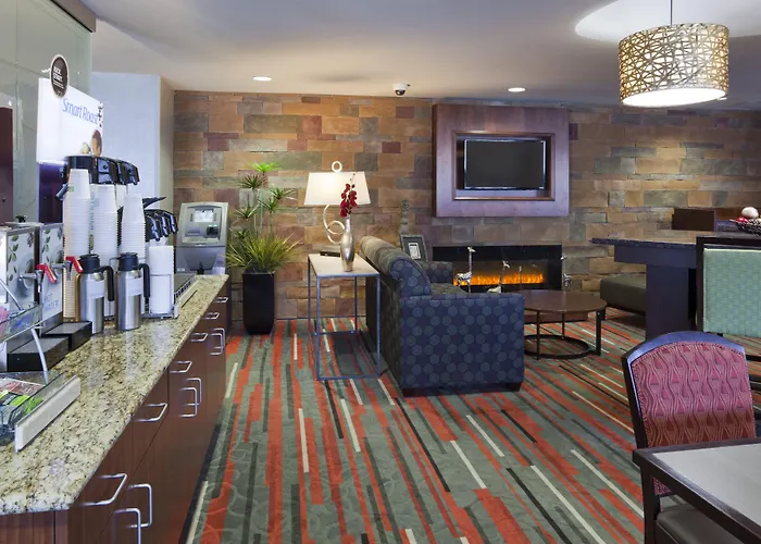 Hotel Express & West By Ihg Bloomington
