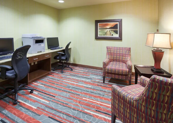 Express & West By Ihg