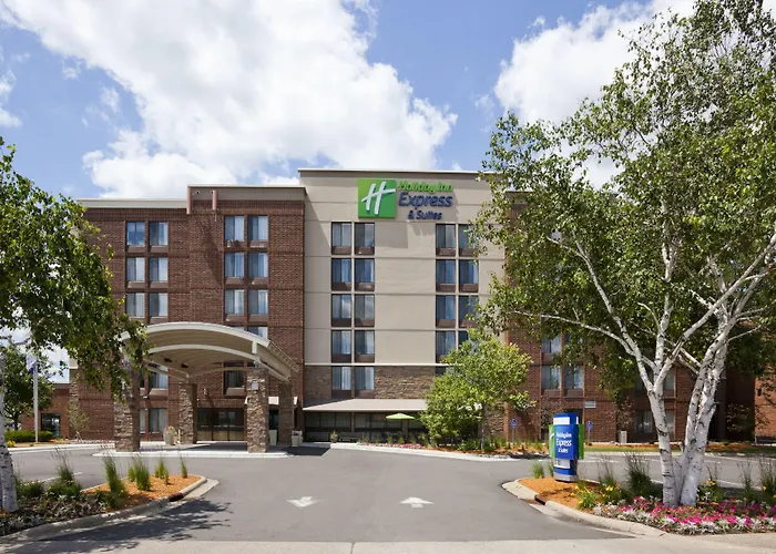 Express & West By Ihg Bloomington