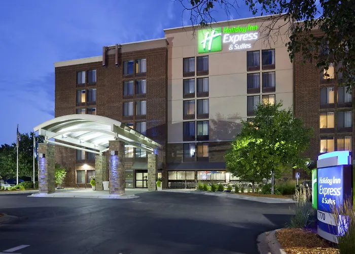 Hotel Express & West By Ihg Bloomington