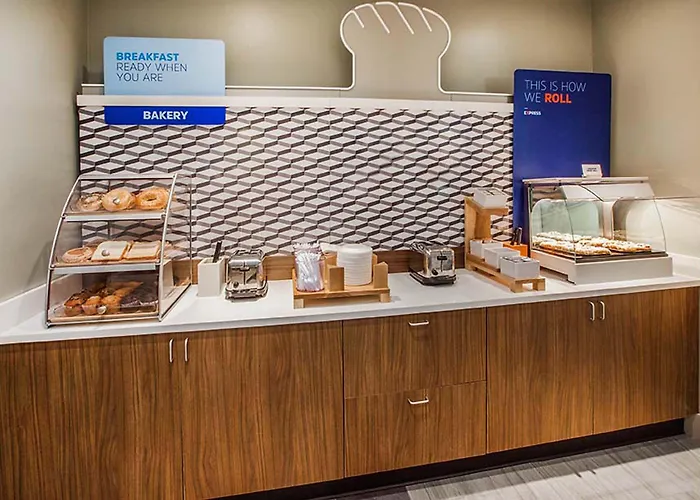Hotel Express & West By Ihg
