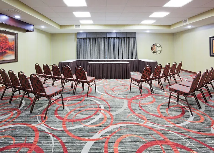 Express & West By Ihg 3*
