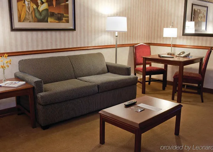 Express & West By Ihg