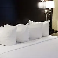 Hotel Express & West By Ihg
