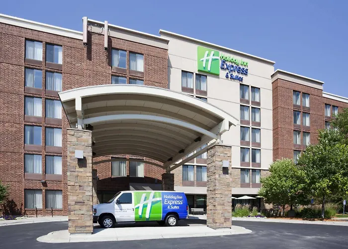 Express & West By Ihg Hotel Bloomington